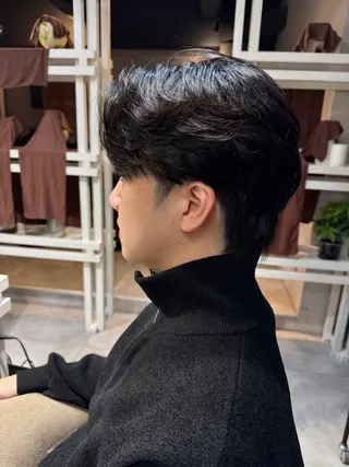 ミディアム パーマ メンズ 似合う髪型見つけます AYAKAのヘアスタイル