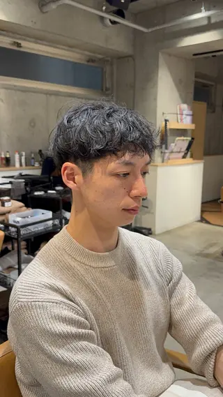 パーマ メンズ 谷本虎太郎 レイヤー🌈ボブのヘアスタイル