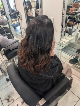 ミディアム 大人髪ヘアセット/ 切りたて感なしカットのヘアスタイル