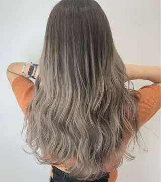 セミロング 山田 絵里菜のヘアスタイル
