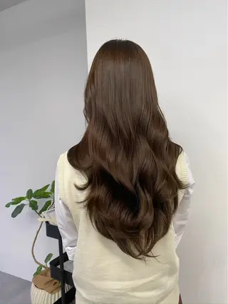 カラー 吉島 晴のヘアスタイル