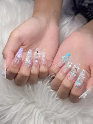 ネイル Lee Nailsのネイルデザイン