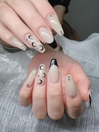 ネイル Lee Nails チップ長さだし専門店のネイルデザイン