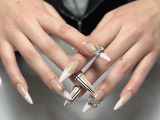 ネイル Yuu🎀 Belle Nailのネイルデザイン