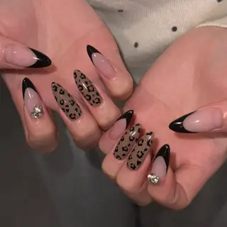 ネイル 💖𝓜𝓲𝓸 10月予約受付中💖のネイルデザイン