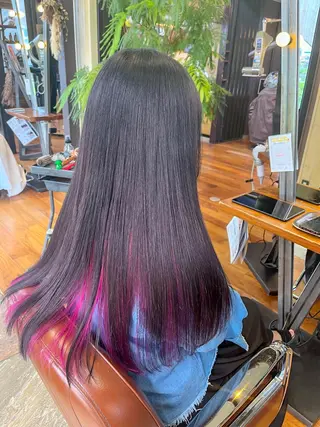 ロング カラー 佐藤 美聡のヘアスタイル