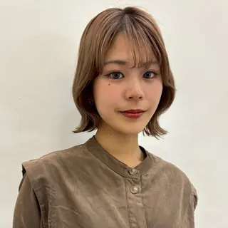 カラー レイヤー🌟 ブリーチ/紅芭✨のヘアスタイル