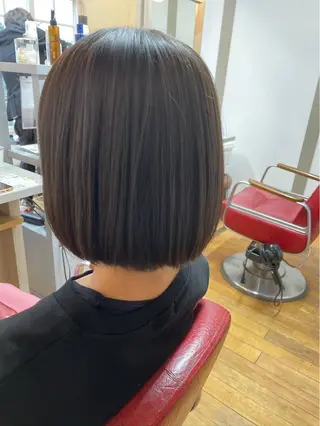 ミディアム 大久保 麻里のヘアスタイル