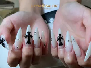 ネイル LYYM Salon ユキのネイルデザイン