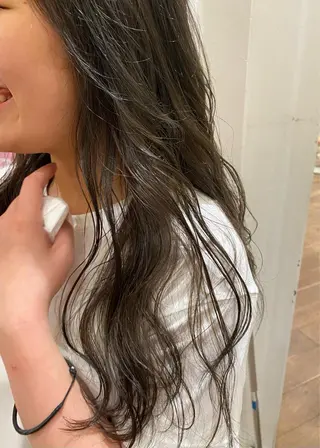 カラー 藤本豪海 モニターモデル募集のヘアスタイル
