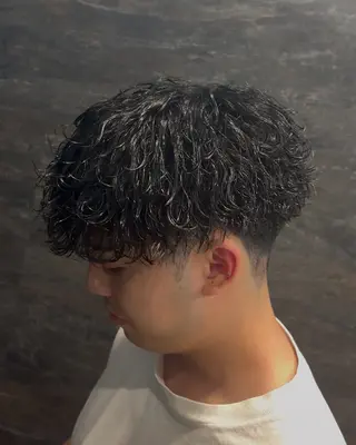 ミディアム パーマ ヘアアレンジ メンズ 【札幌メンズ特化】 🔥RIKU🔥のヘアスタイル