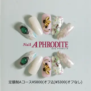 ネイル Nail  Aphroditeのネイルデザイン