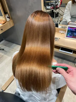 ロング 【お悩み解決のプロ】 ハヤシタクミのヘアスタイル