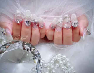 ネイル ISA_ BELLAのネイルデザイン