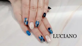 ミディアム ネイル nail salon LUCIANOのネイルデザイン