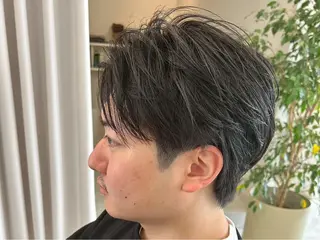 ショート センターパート 韓国ヘア・綾也のヘアスタイル