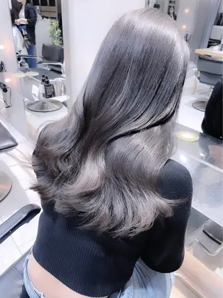 ロング あおい 艶カラー🫧🩶のヘアスタイル