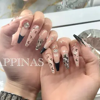 ネイル HAPPINAS🍒 くるみのネイルデザイン