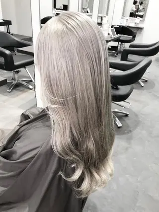 ロング LOOP hairのヘアスタイル
