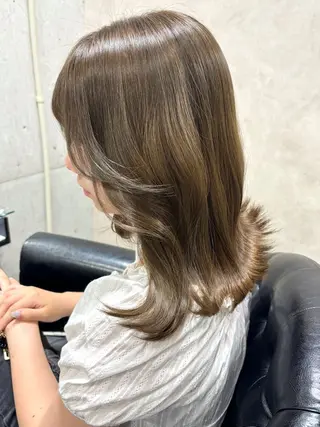 ミディアム カラー 🖤顔まわり 盛れヘア⟡アズサ🖤のヘアスタイル