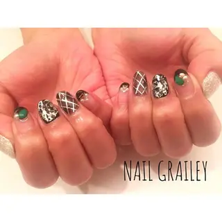 ネイル Grailey nail salonのネイルデザイン