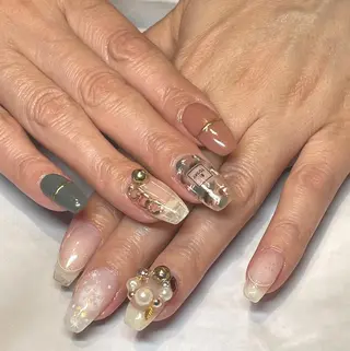 ネイル 西谷 (ネイリスト)のネイルデザイン