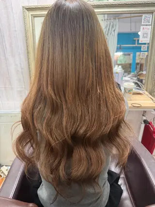 ロング 川本 葵のヘアスタイル