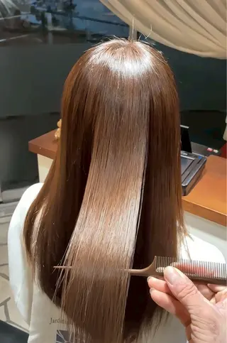 ロング カラー 常世田 恵のヘアスタイル