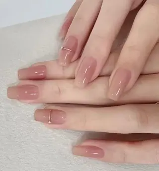 ネイル Aura  Nail 長さだし/パラジェルのネイルデザイン