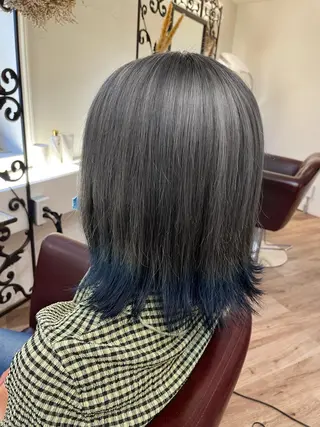 カラー 家下 愛梨のヘアスタイル