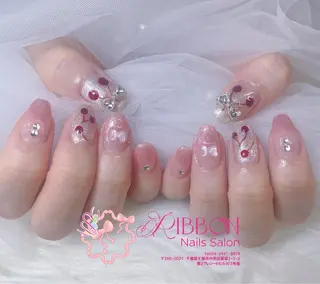 ネイル Luna ri..のネイルデザイン