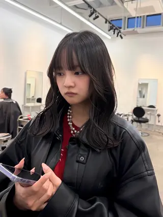 ミディアム 宮本 祥生のヘアスタイル