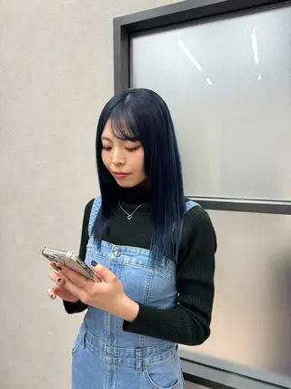 ミディアム カラー 有田裕真 【ブリーチカラー】のヘアスタイル