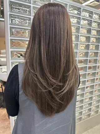 ロング 長岡 瑞希のヘアスタイル