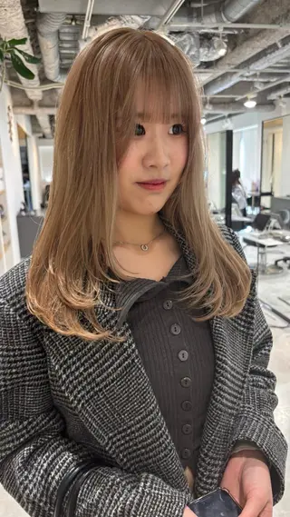 ロング FLEEK 安立徹のヘアスタイル