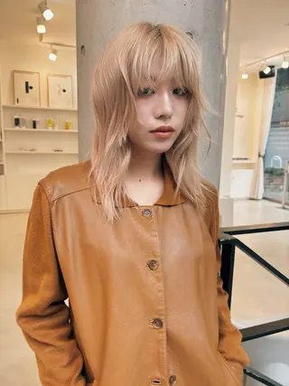 セミロング オカモト ハルカのヘアスタイル