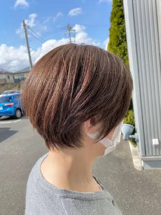 ショート カラー 赤間 飛鳥のヘアスタイル