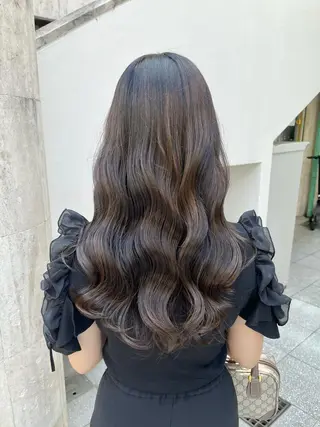 ロング カラー ブリーチなし✨艶髪 カラー𓃲YAGIのヘアスタイル