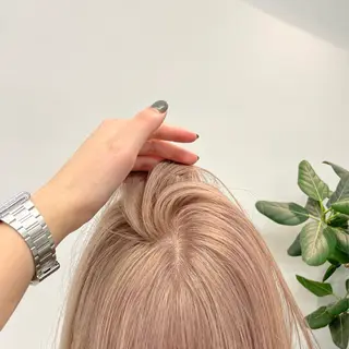 ロング カラー オカモト ミユウのヘアスタイル