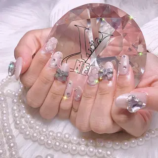 ネイル élu by Noriko 前原のネイルデザイン