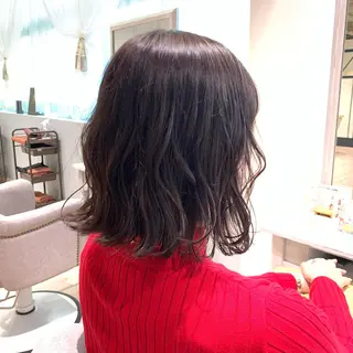 ミディアム ayano ．のヘアスタイル
