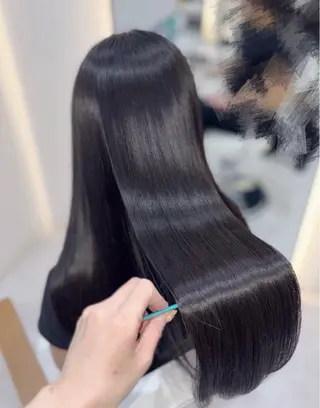 ロング カラー 艶髪・透明感カラー・ 韓国ヘア・Yuriのヘアスタイル