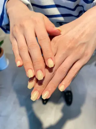 ネイル LEGIT nail AKARIのネイルデザイン