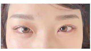 マツエク・マツパ 💎さりな💎韓国風 束感まつげ/LEDのマツエク・マツパデザイン
