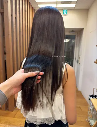 ロング iroha/大阪梅田 /ニュアンスカラーのヘアスタイル