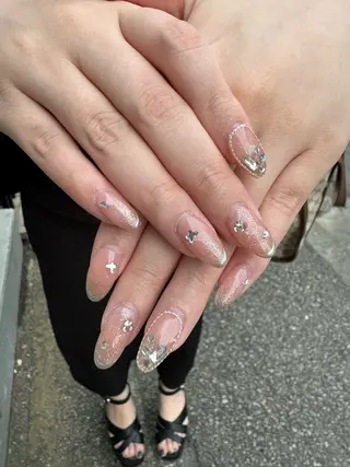 ネイル LAVISH 大和店 🤱子連れ大歓迎のネイルデザイン