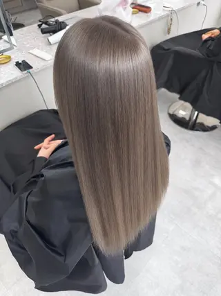 カラー 🍯透明感カラー✨️ ベージュ/暖色/りんのヘアスタイル