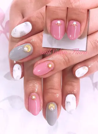 ネイル NailSalon Fluraのネイルデザイン