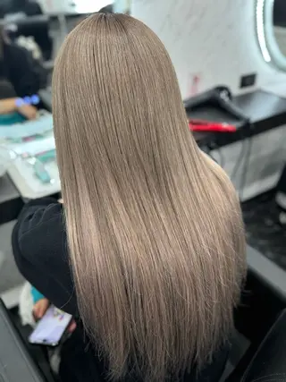 ロング LOHAS Kanaのヘアスタイル
