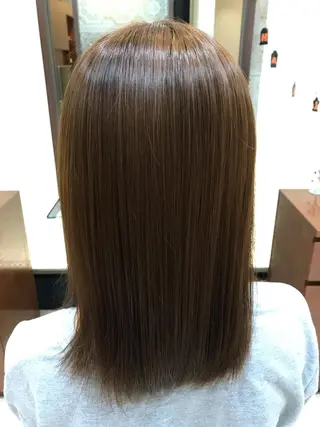 カラー 原田 優香のヘアスタイル